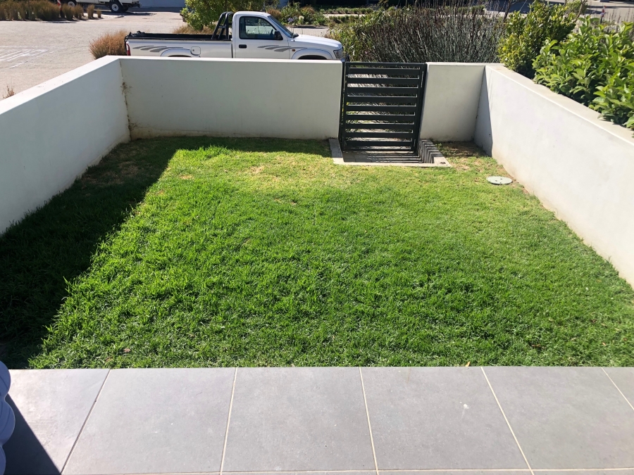 To Let 1 Bedroom Property for Rent in Sitari Country Estate Western Cape